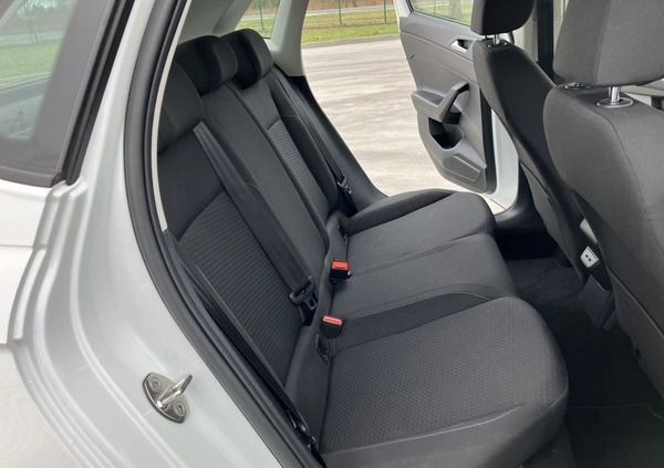Volkswagen Polo cena 48900 przebieg: 210000, rok produkcji 2019 z Rymanów małe 211